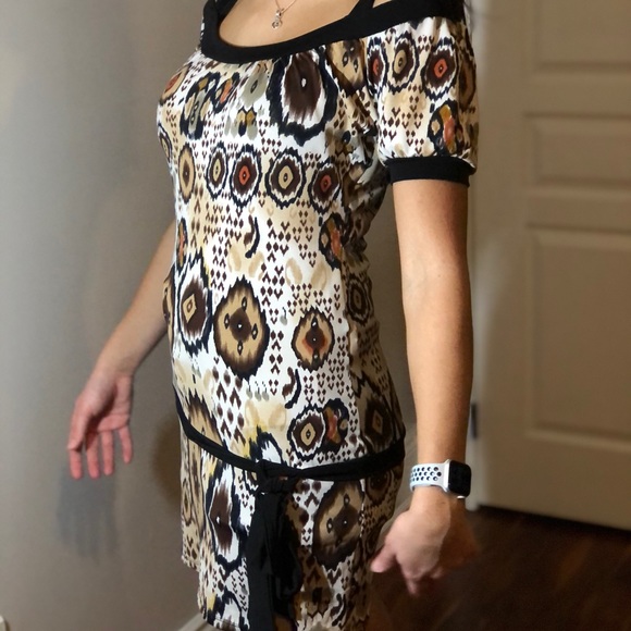 Tunic - Picture 2 of 2